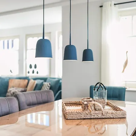 Holiday home Haus Pinguin Zingst